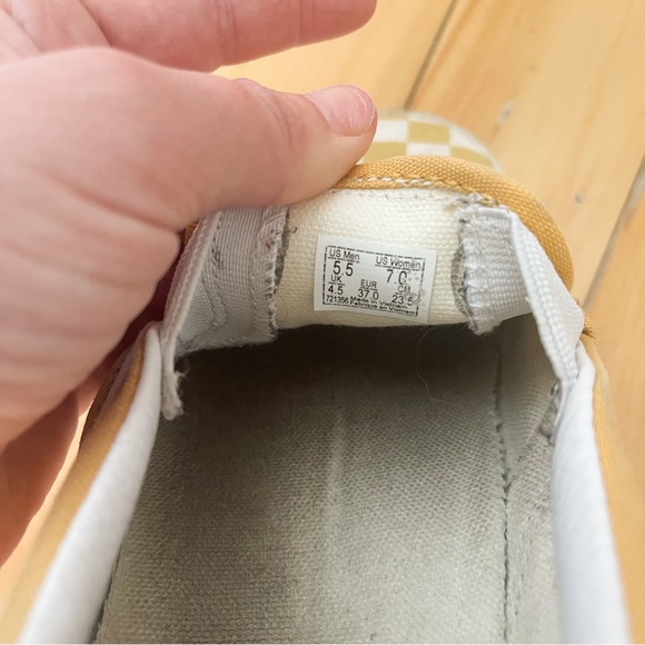 Yellow Vans Sneakers Seize 7 - Picture 5 of 5